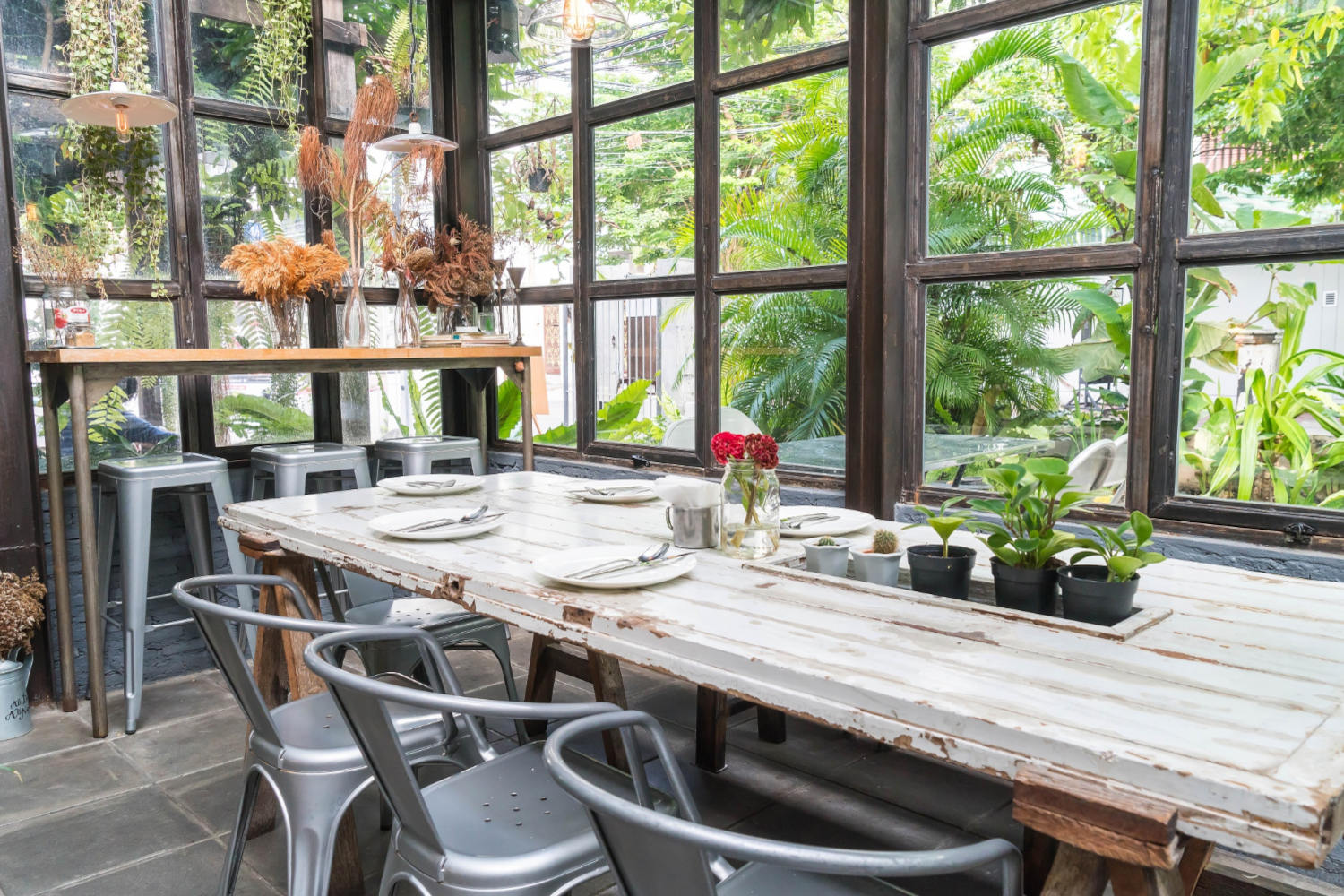 Wintergarten oder Sommerterrasse aus Glas – Wo liegt der Unterschied?