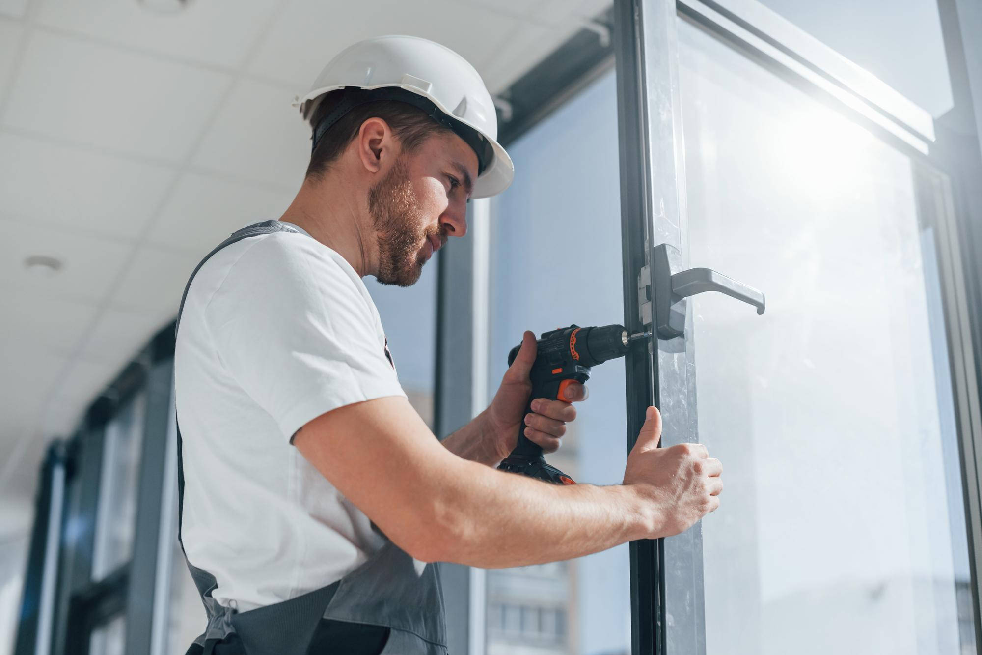 Fensterscheibe oder Glastür tauschen – muss der komplette Rahmen erneuert werden?